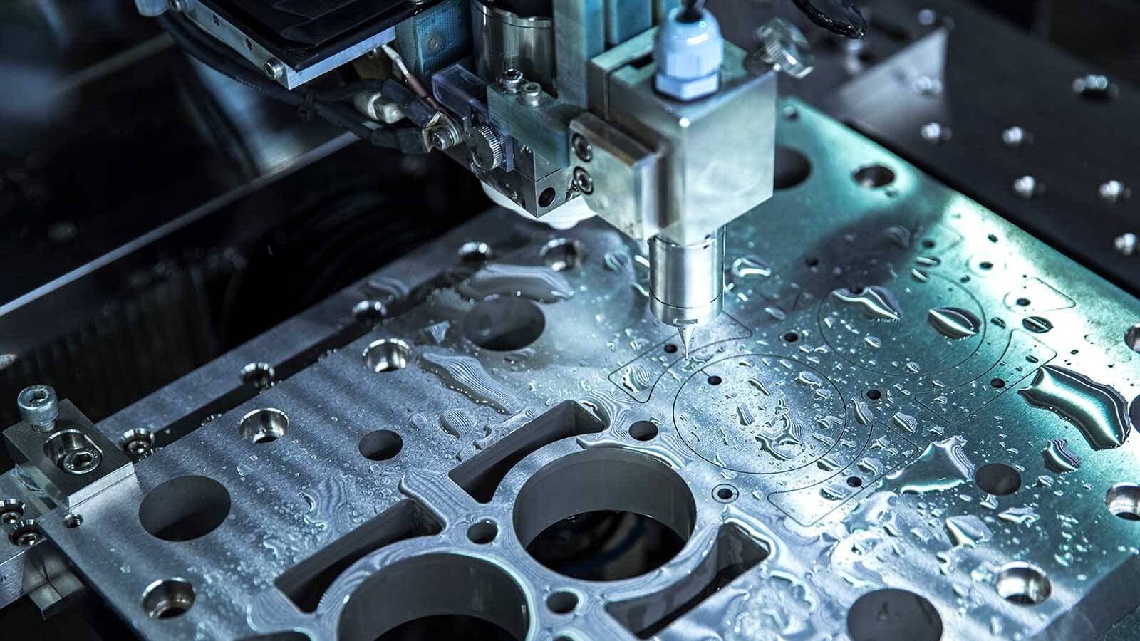pemesinan CNC